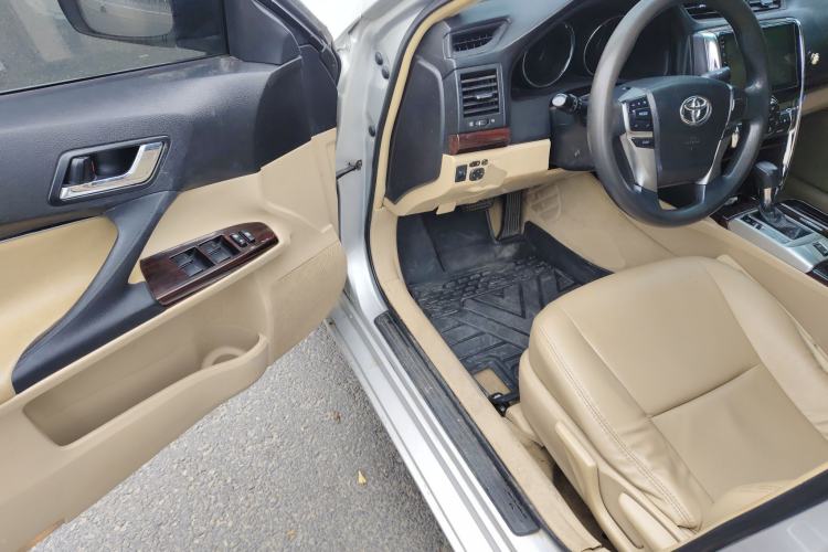 Used Toyota Reiz 2010 2.5S Fengdu Jinghua Edition Driver Seat