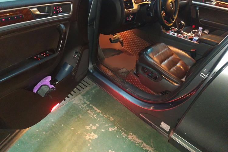 Used Volkswagen Touareg 2011 3.0 TSI High-End Version