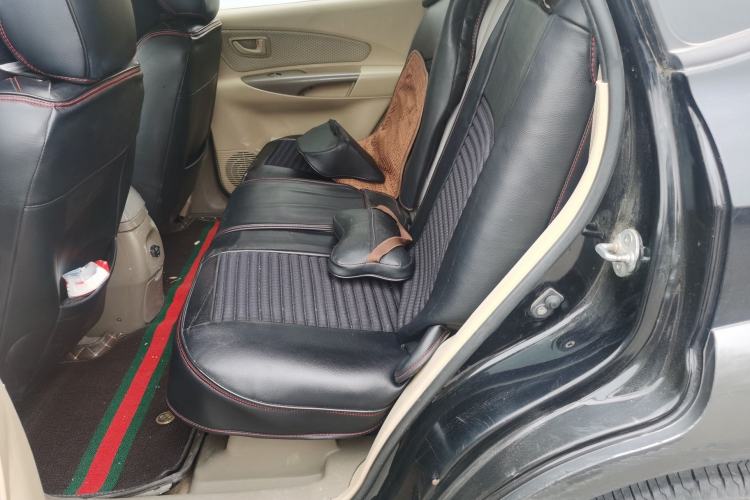 Used Hyundai Tucson 2009 2.0L Manual Two-Wheel Drive Fashion Edition