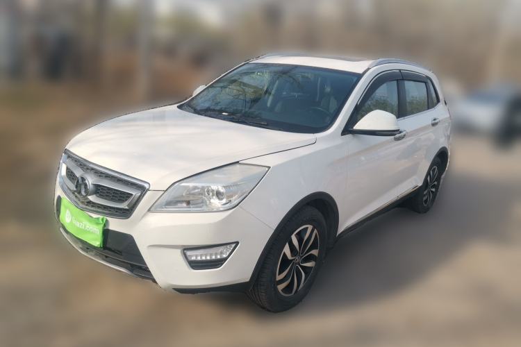 Used BAIC Senova X65 2015 2.0T Automatic Elite Model