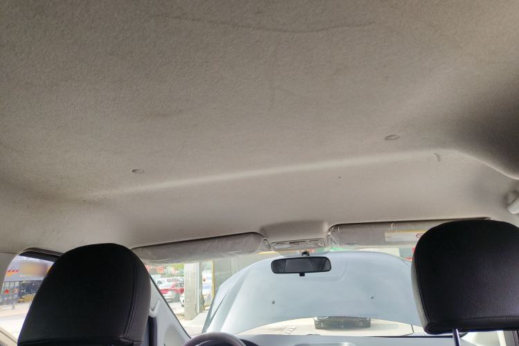 Used JAC Refine M3 2018 IKEA Edition 1.6L Luxury Model Headliner