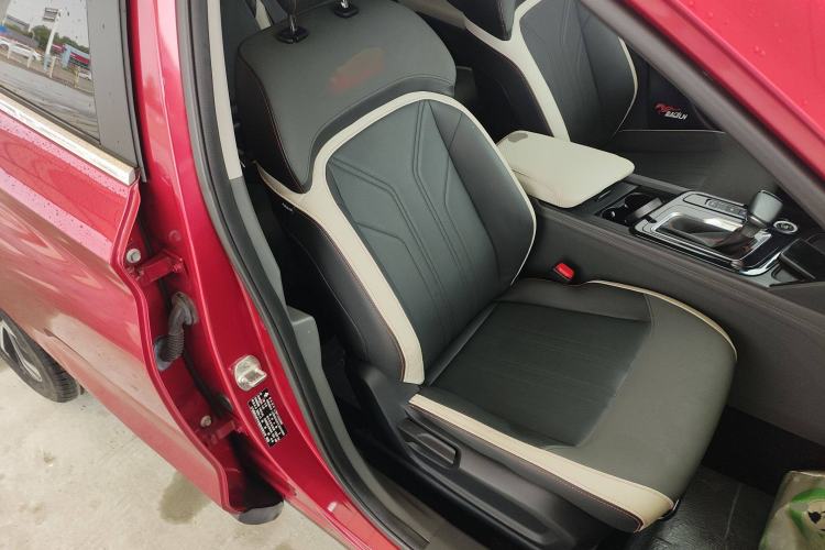 Used Baojun RC-6 2019 1.5T CVT 24-Hour Online Prestige Edition
