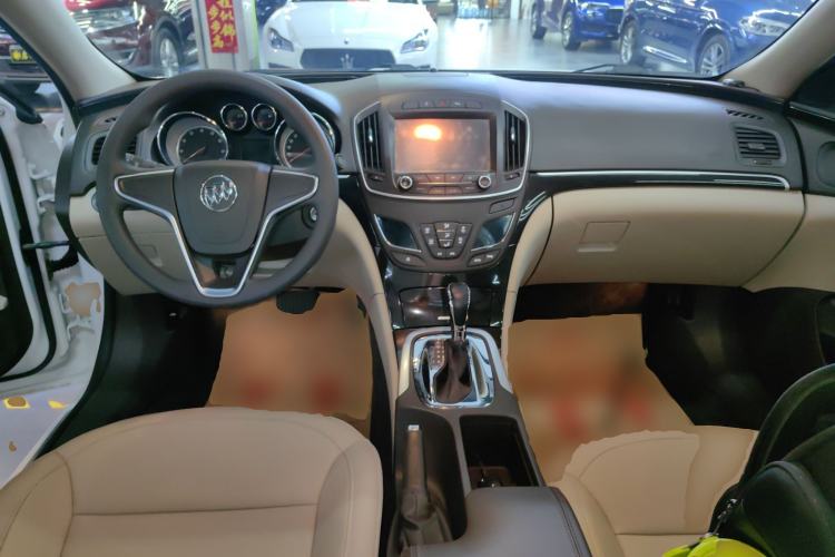 Used Buick Regal 2015 2.0L Leading Fashion Edition