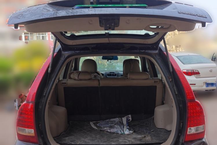 Used Kia Sportage 2012 2.0L Manual Two-Wheel Drive GL Trim Trunk