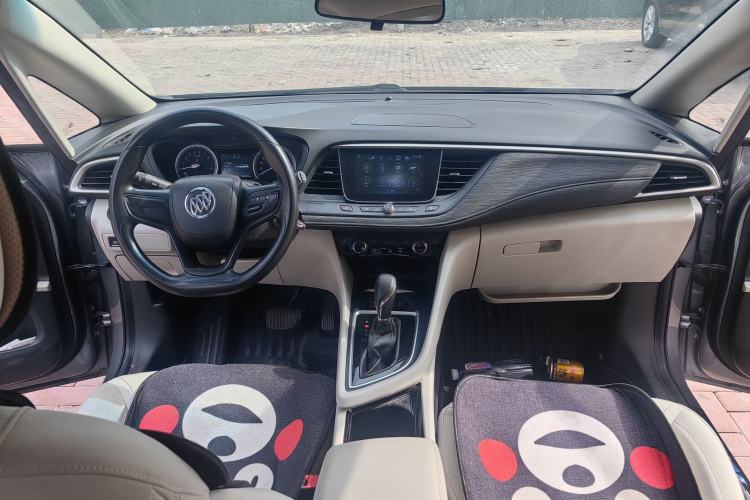 Used Buick GL6 2018 18T 6-Seater Elite Model
