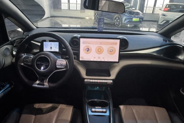 Used BYD Dolphin 2023 420 km Free Version
