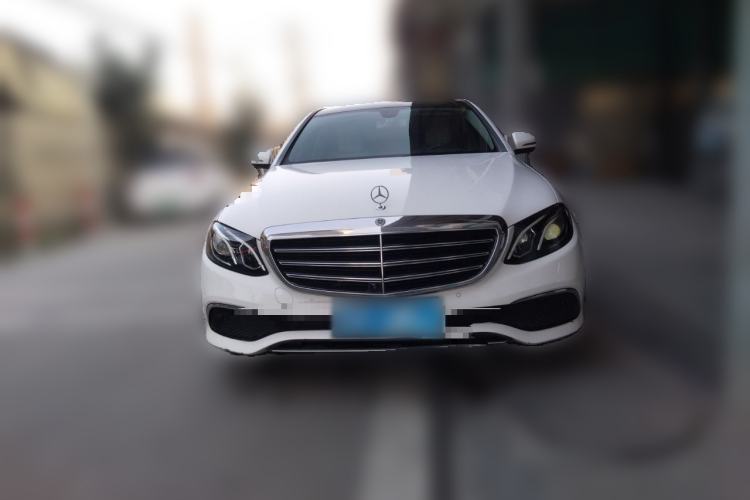 Used Mercedes-Benz E-Class 2018 Facelift E 300 L Luxury Edition
