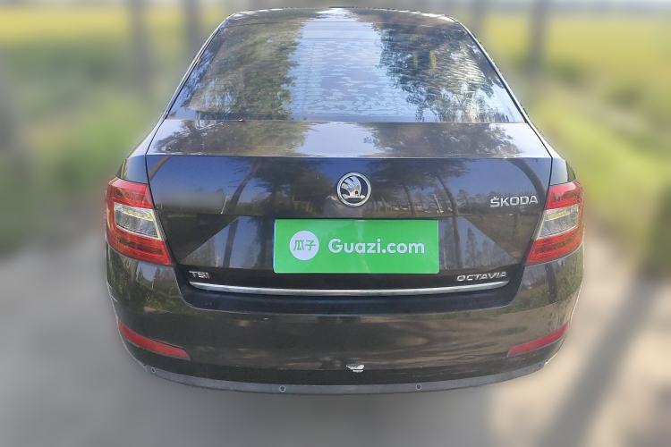 Used Skoda Octavia 2015 1.4TSI DSG Yijun Edition