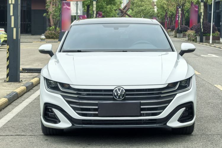 Used Volkswagen FAW-Volkswagen CC 2025 330TSI Ignite All-Inclusive Edition