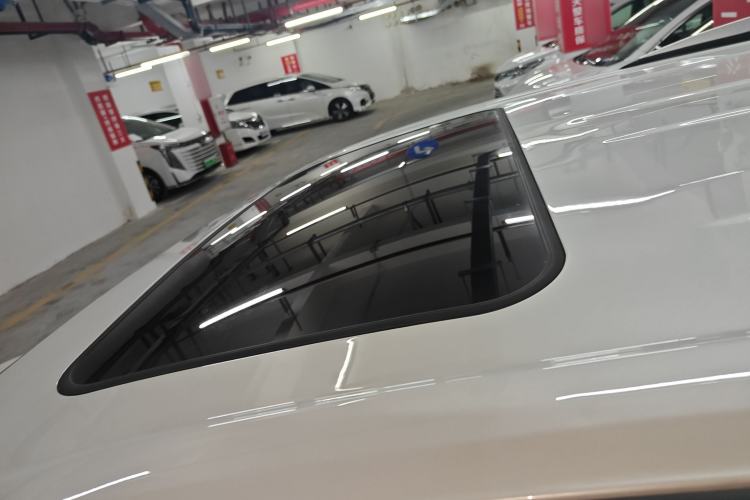 Used Toyota Granvia 2024 2.5L Hybrid Prestige ULTRA Edition Roof