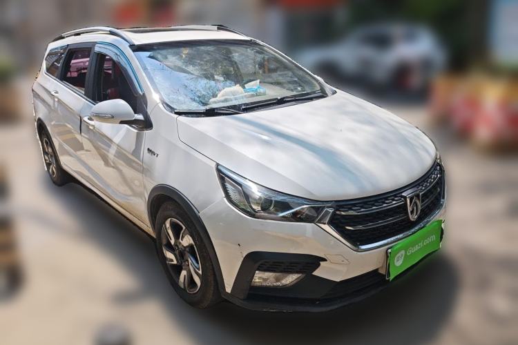 Used Baojun 310W 2018 1.5L Automatic Luxury Version China VI Emission Standard
