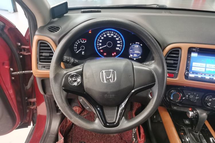 Used Honda Vezel 2016 1.8L CVT Front-Wheel Drive Pioneer Edition