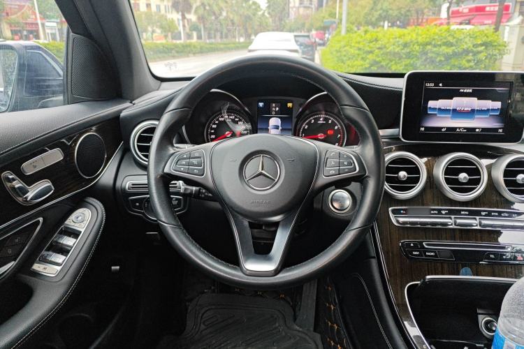 Used Mercedes-Benz GLC 2017 GLC 260 4MATIC Dynamic Edition