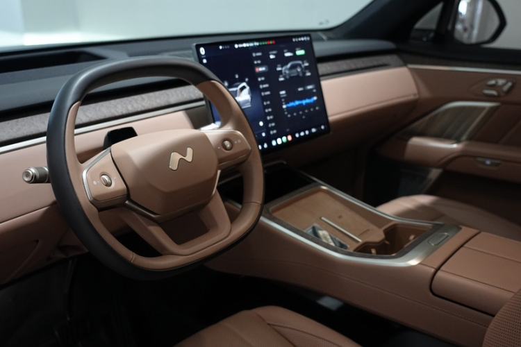 Used ONVO Luxeed L90 2025 Model—Ultra Six-Seater Version Interior 3