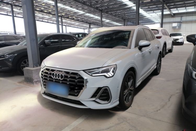 Used Audi Q3 2022 35 TFSI Fashion Dynamic Model