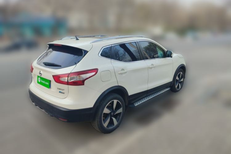 Used Nissan Qashqai 2016 2.0L CVT Luxury Edition Rear Right 45 Deg