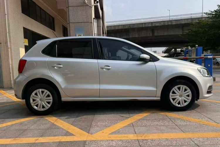 Used Volkswagen Polo 2014 1.4L Manual Fashion Edition Exterior 2