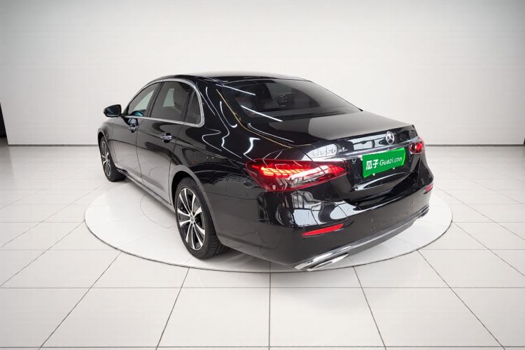 Used Mercedes-Benz E-Class New Energy 2022 Second Facelift E 350 e L Plug-in Hybrid Sedan Exterior 2
