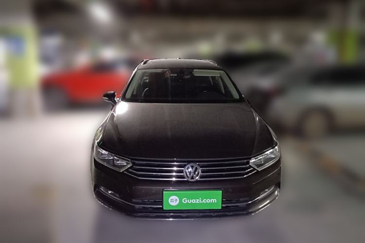 Used Volkswagen Variant 2018 380TSI Two-Wheel Drive Comfort Edition