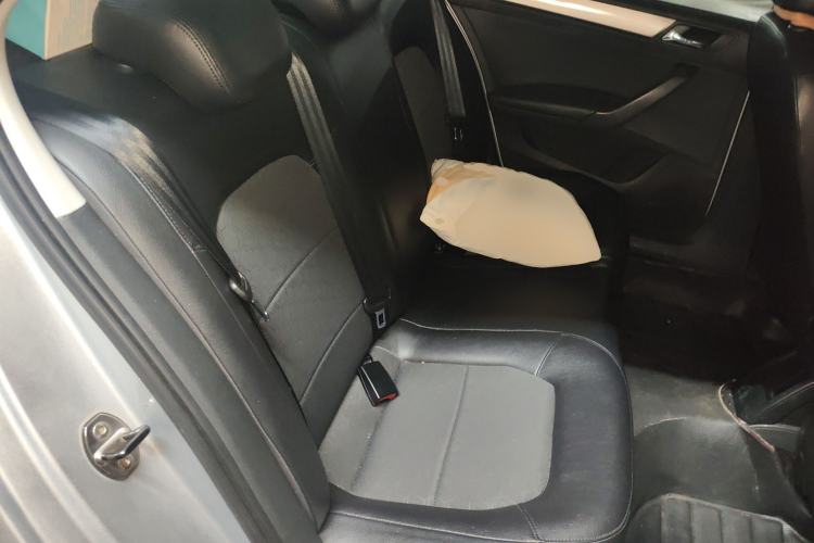 Used Volkswagen Santana 2013 1.6L Automatic Comfort Edition
