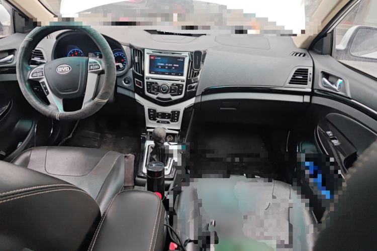 Used BYD Surui 2014 1.5L Manual Luxury Model

