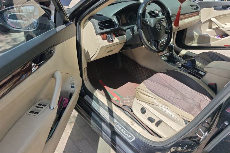 Used Volkswagen Passat 2013 1.8TSI DSG Prestige Edition Driver Seat