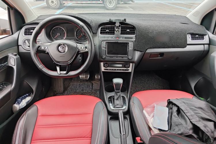 Used Volkswagen Polo 2014 1.6L Cross Polo Automatic