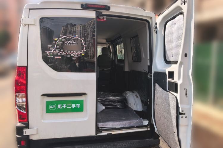 Used Iveco Eurocargo 2021 2.0T Manual Super-Rui Short Wheelbase Low-Roof Side-Hinged Door F1A