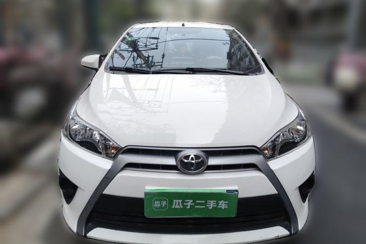 Used Toyota YARiS L Zhi Xuan 2015 1.5E Automatic Charm Edition

