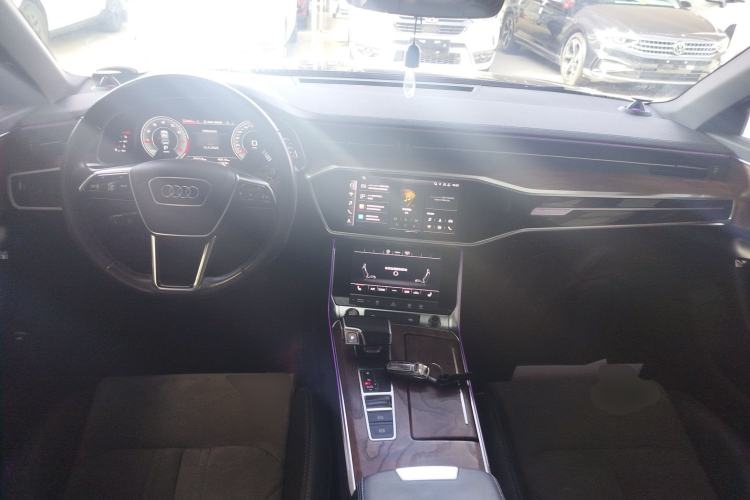 Used Audi A6L 2022 45 TFSI quattro Prestige Dynamic Edition Center Console