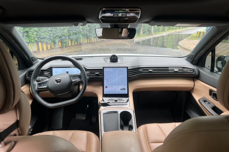 Used Nio ES8 2020 580 km Range Signature Edition Six-Seater Version
