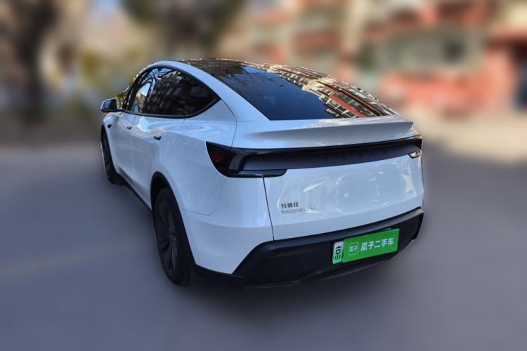Used Tesla Model Y 2025 Rear-Wheel-Drive Version
