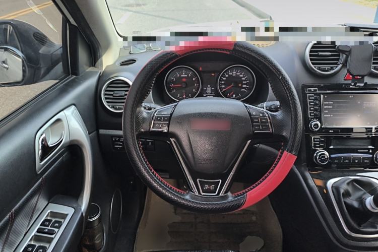 Used Haval H6 2015 Upgraded Model 1.5T Manual Two-Wheel Drive Elite Version