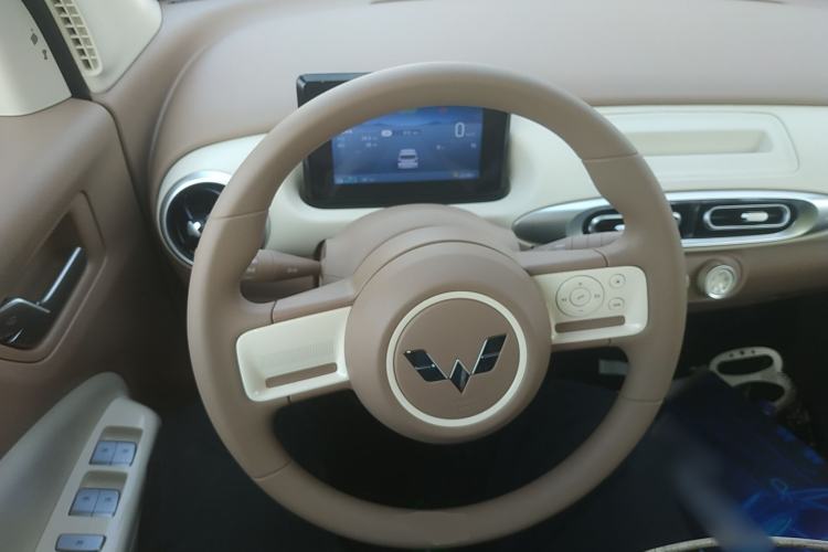 Used Wuling Hongguang MINIEV 2025 Four-Door Version Advanced Edition
