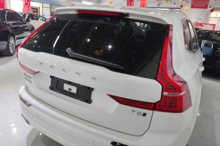 Used Volvo XC60 2021 T5 4x4 Smart Luxury Edition