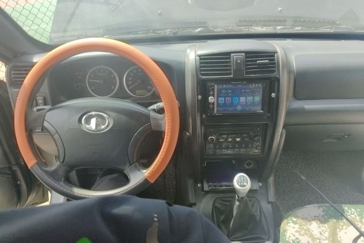 Used Haval H3 2010 Ruiyi Edition 2.0L Luxury Model Center Console