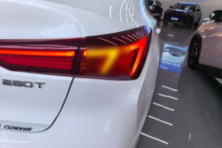 Used Changan Eado 2023 Changan Edition PLUS Blue Whale NE 1.4T GDI DCT Prestige Version
