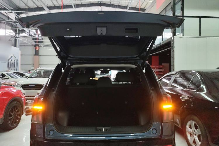 Used AION V 2024 Aion Tyrannosaurus 650 Smart Premium Edition