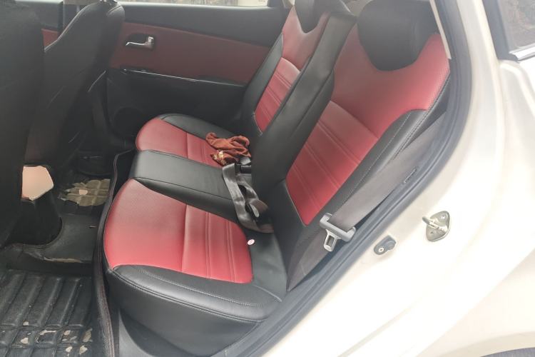 Used Kia K2 2015 Hatchback 1.4L AT GLS Cool Edition