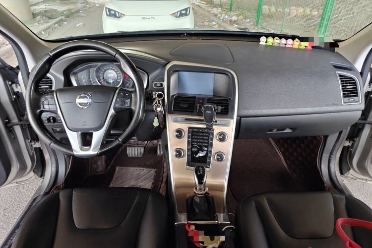 Used Volvo XC60 2016 T5 Smart Upgrade Model
