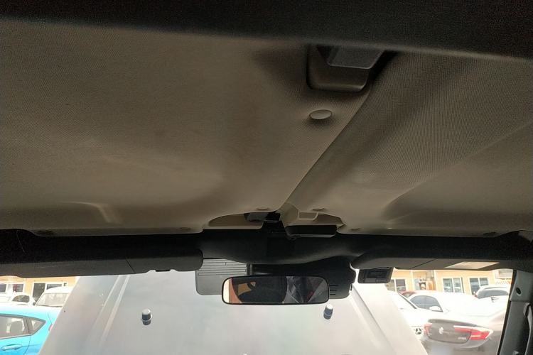 Used BAIC Off-Road BJ40 2020 2.0T Automatic Four-Wheel Drive Urban Hunter Edition Chivalrous Type Headliner