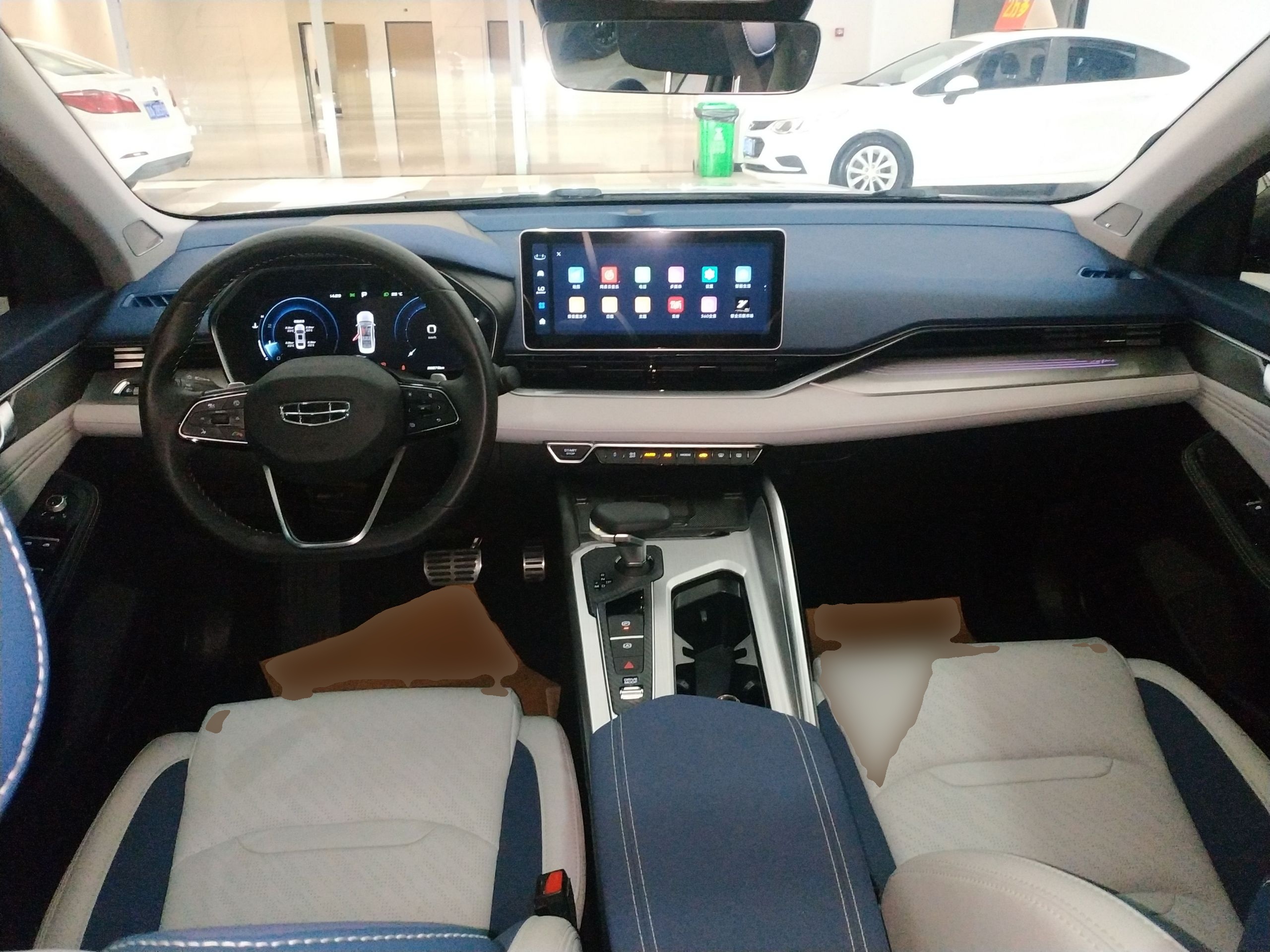 Geely Auto Preface 2023 2.0TD Prestige Version — снимка 12