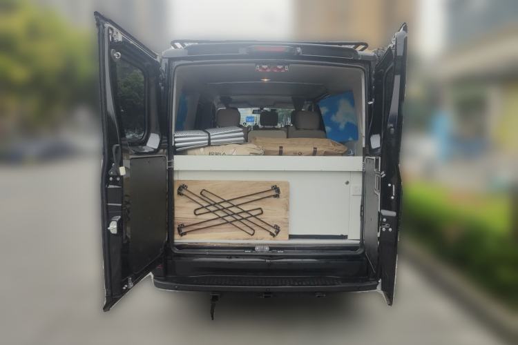 Used Iveco Eurocargo 2021 2.0T Manual Super-Rui Short Wheelbase Low-Roof Side-Hinged Door F1A