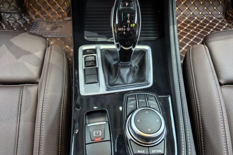 Used BMW 1 Series 2023 125i M Sport Night Edition Interior 6