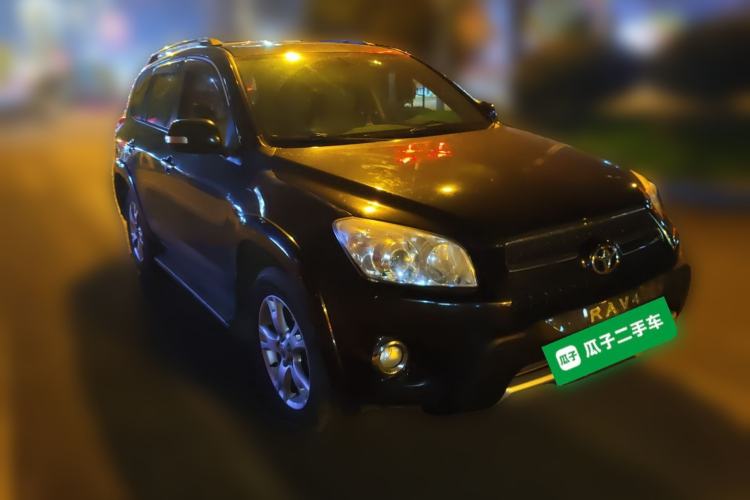 Used Toyota RAV4 2012 Luxurious Edition 2.0L Automatic All-Wheel Drive
