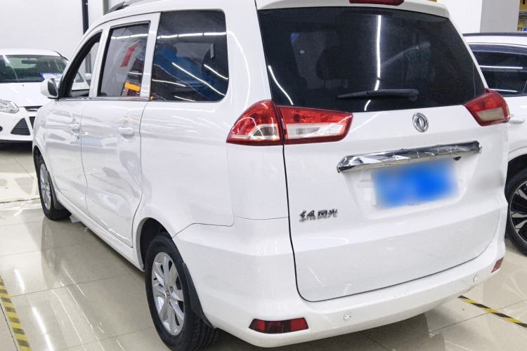 Used Dongfeng Fengon 330 2019 1.5L 330S Manual Comfort Version China VI Standard

