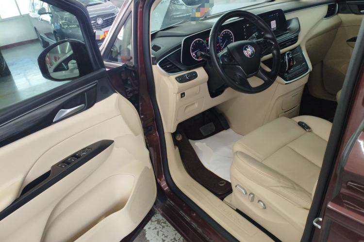 Used Buick GL8 2022 ES Landtrek 653T Luxury Edition