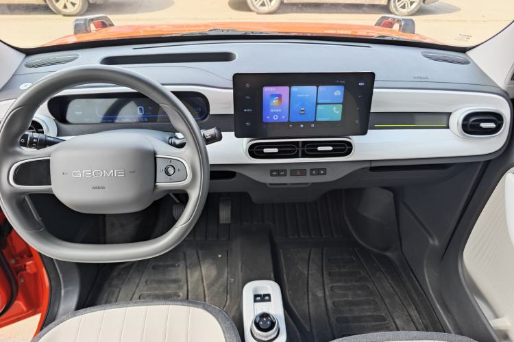 Used Geely Galaxy Panda 2025 210km Panda Rider Interior 2