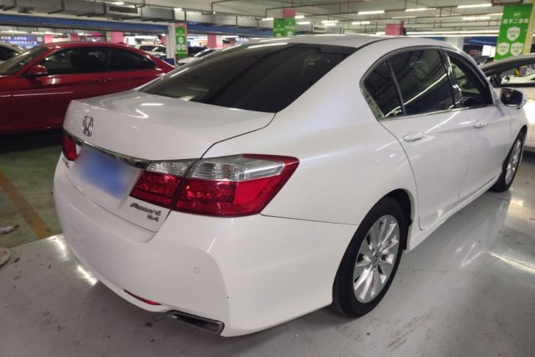 Used Honda Accord 2015 2.4L EX Luxury Edition
