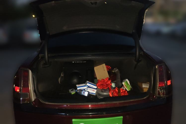 Used Chrysler 300C 2012 3.6L Luxury Edition